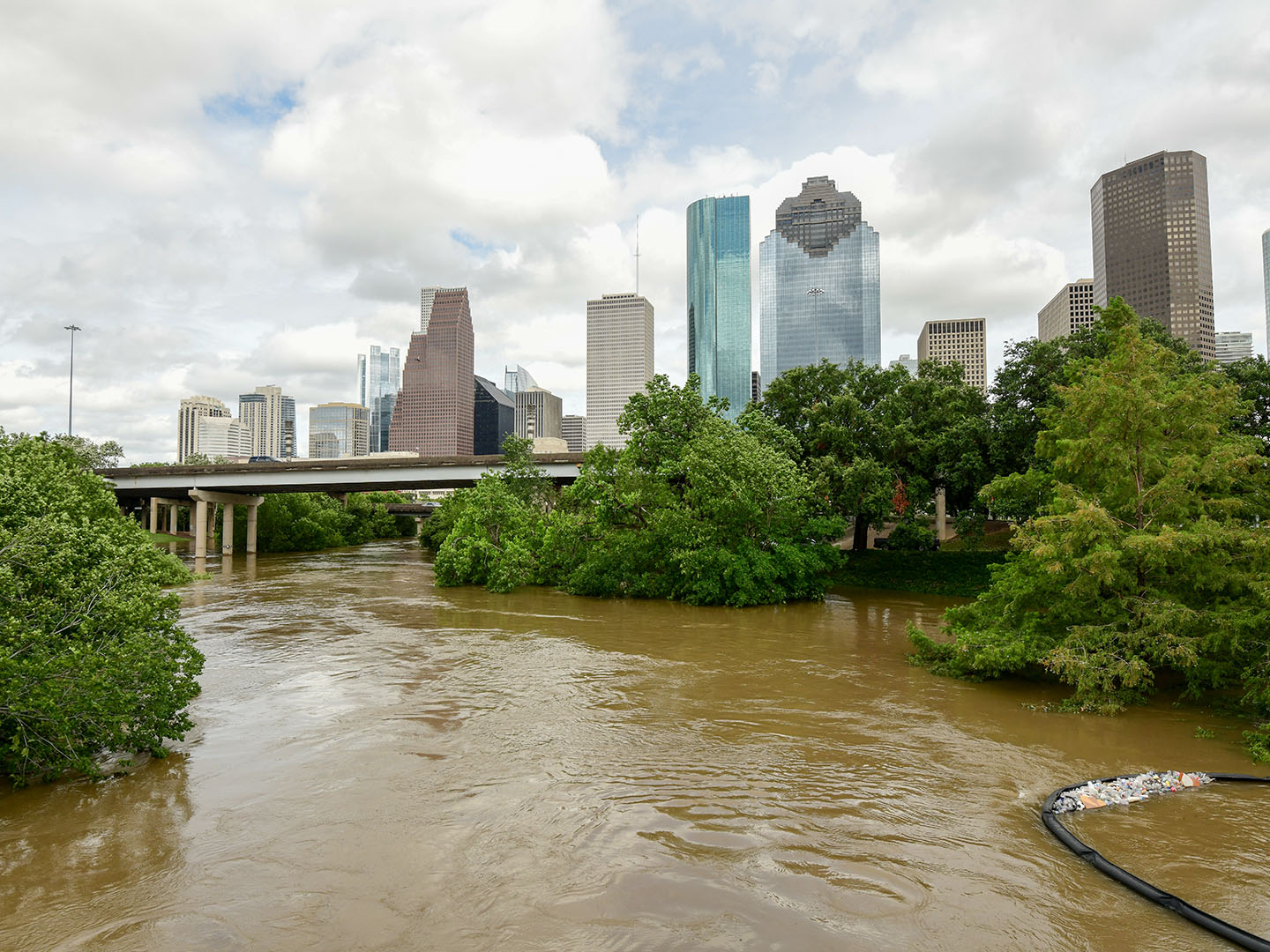 buffalo bayou flooding after hurricane beryl